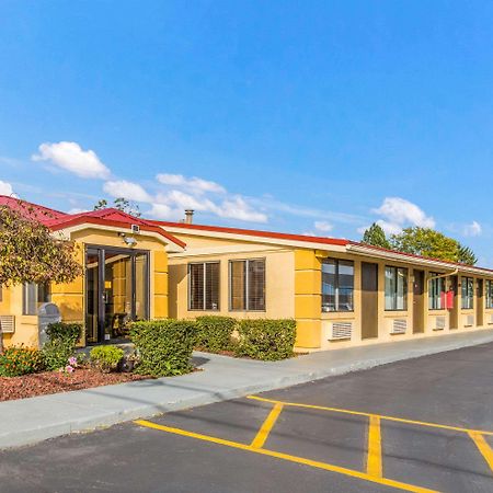 Econo Lodge Норуолк Экстерьер фото