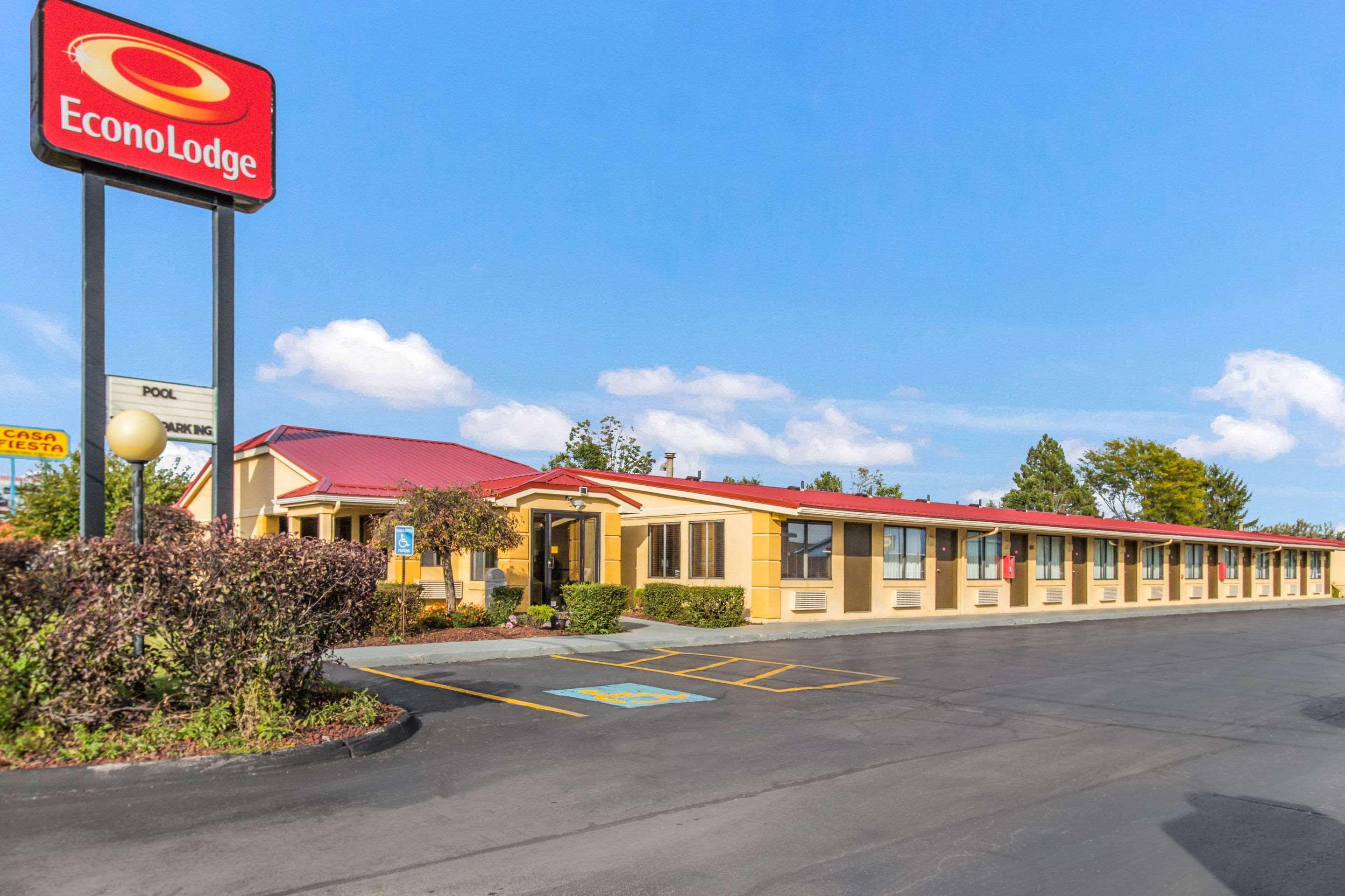 Econo Lodge Норуолк Экстерьер фото